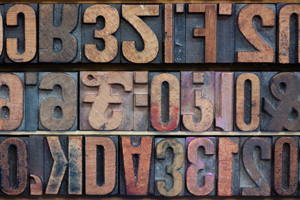 Right Font for Your Logo Right Font for Your Logo