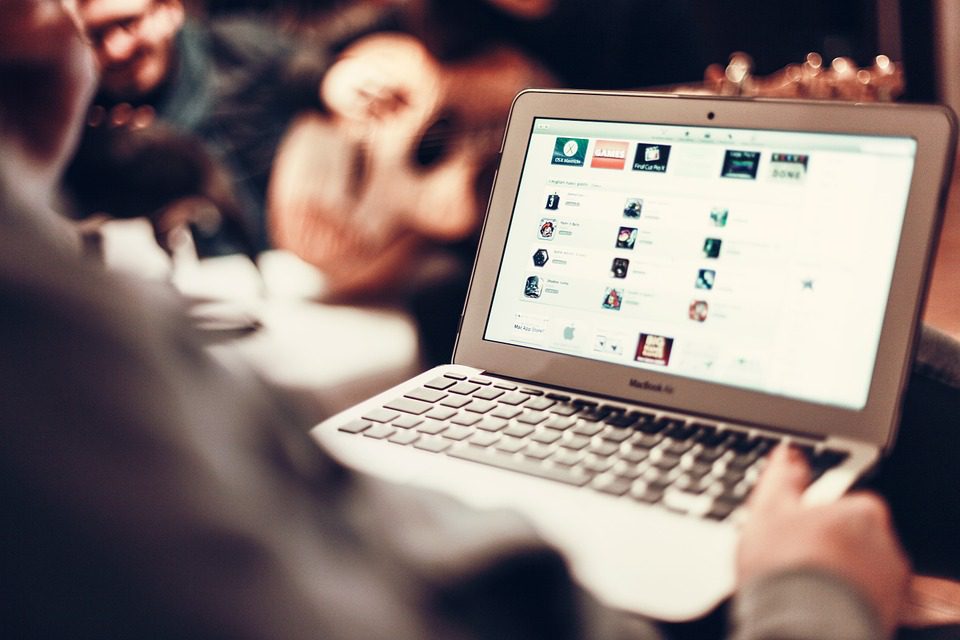 Ways to Identify Fake Website Ways to Identify Fake Website
